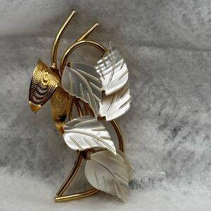 Beautiful pearlescent and gold pin